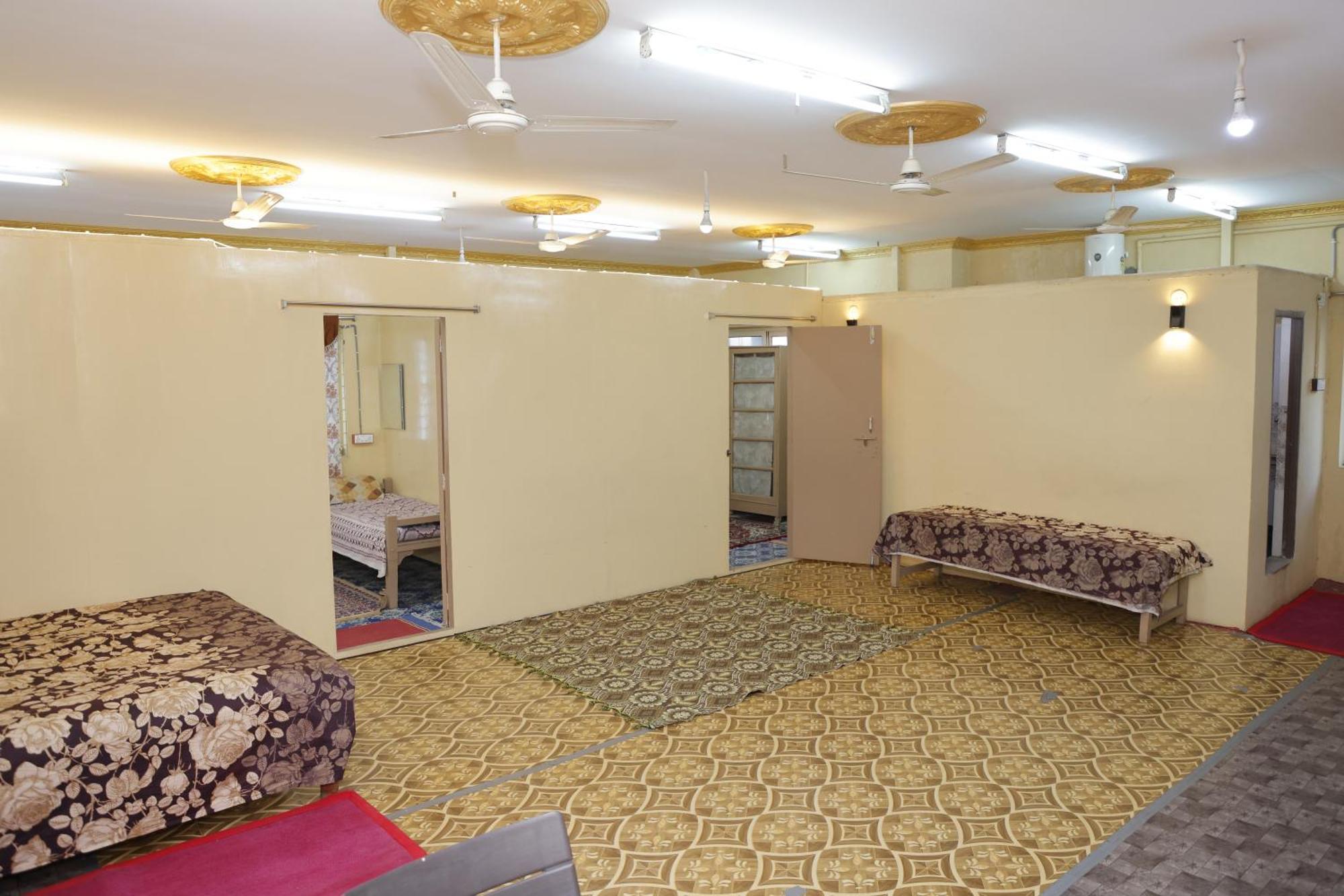 Apartment 3 Bhk Non-ac For 4 To 10 Guests For Families Hyderabad